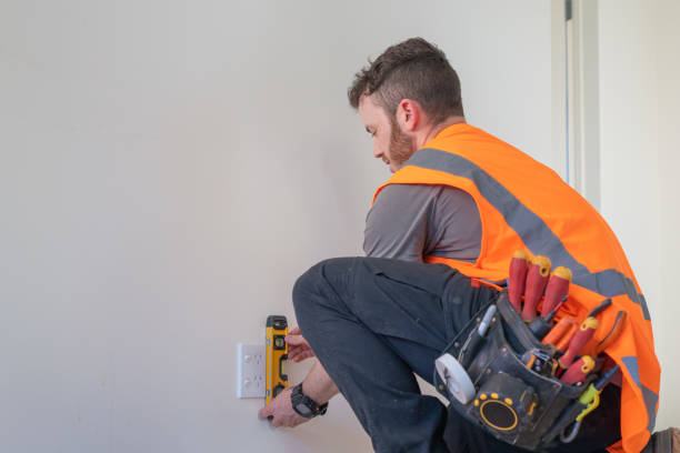 Best Licensed Electrician  in Victoria, KS